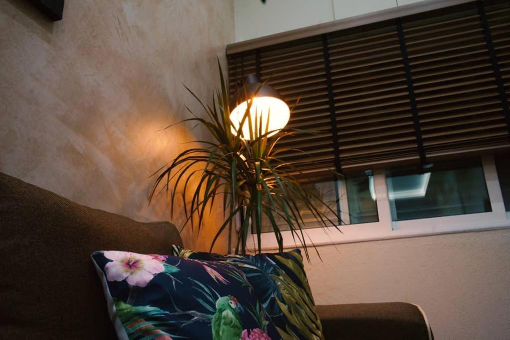 Στούντιο Στο Κέντρο Της Πόλης. Apartamento Volos Exterior foto