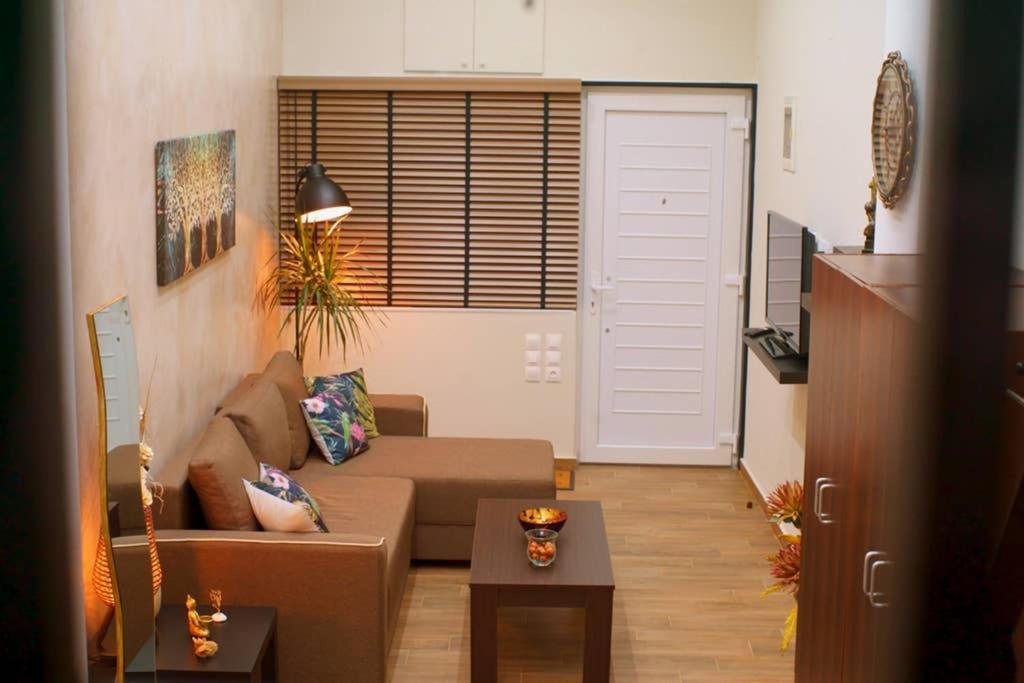 Στούντιο Στο Κέντρο Της Πόλης. Apartamento Volos Exterior foto